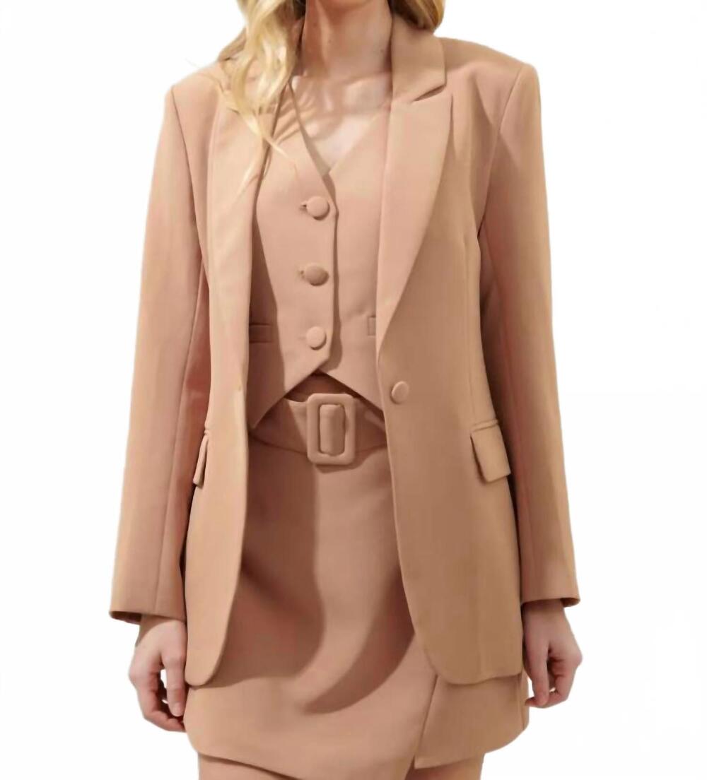 NEW SUGARLIPS chelsea fitted single breasted blazer in camel